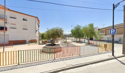 Imagen de Plaza del Olivo situado en Fuente Vaqueros, Granada