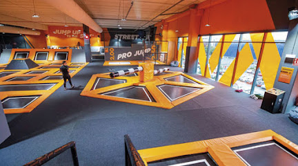 Imagen de Urban Planet Las Rejas: Trampoline Park situado en Madrid, Madrid