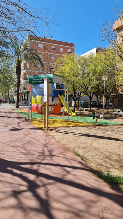 Imagen de Zona de jocs RAFAEL ALBERTI situado en Alaquàs, Valencia