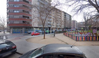 Imagen de Zona recreo infantil situado en Zaragoza, Zaragoza