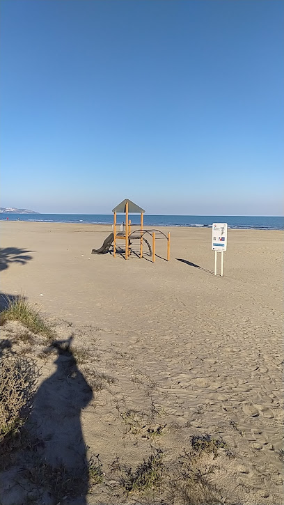 Imagen de patio de juegos situado en Castellón de la Plana, Castellón